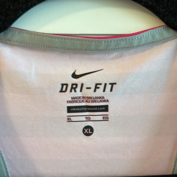 NIKE TANK SIZE XL - Picture 5 of 7